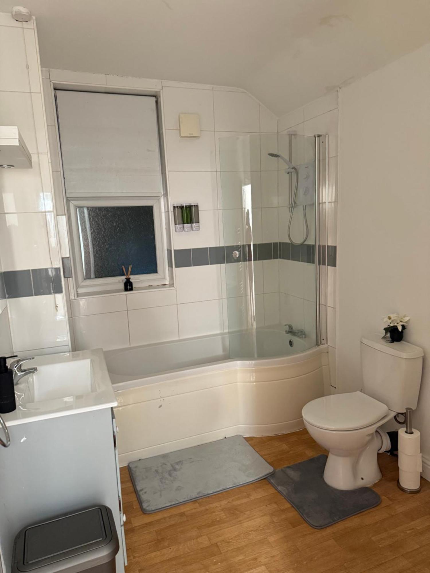 3 Bedroom Terraced Home Nottingham Eksteriør billede